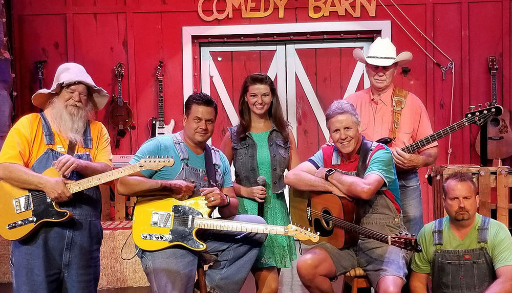 Things To Do https://heavenscabins.icnd-cdn.com/images/thingstodo/Comedy Barn.jpg